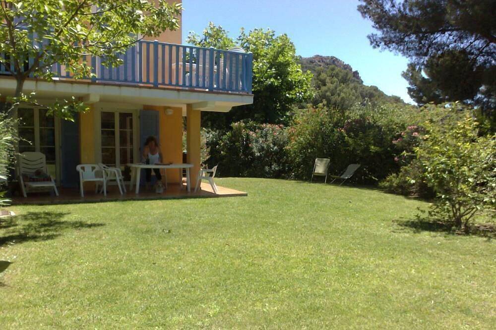 Ganze Wohnung, Ferienwohnung - Saint-Raphaël in Le Dramont, Saint-Raphaël