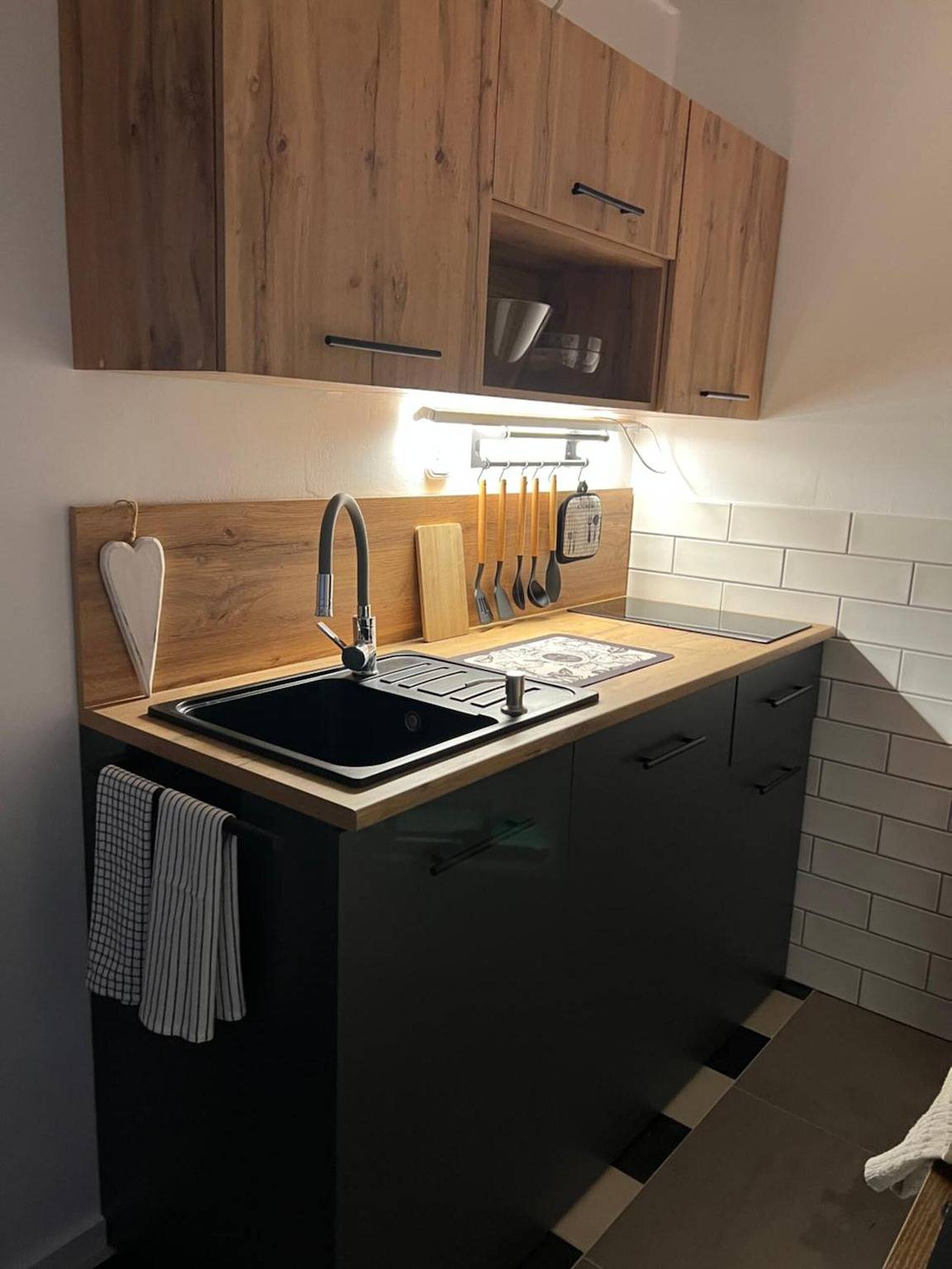Ganze Wohnung, Apartment Weingut Kleinmonte mit Bergblick in Leutschach an der Weinstraße, Steirerland