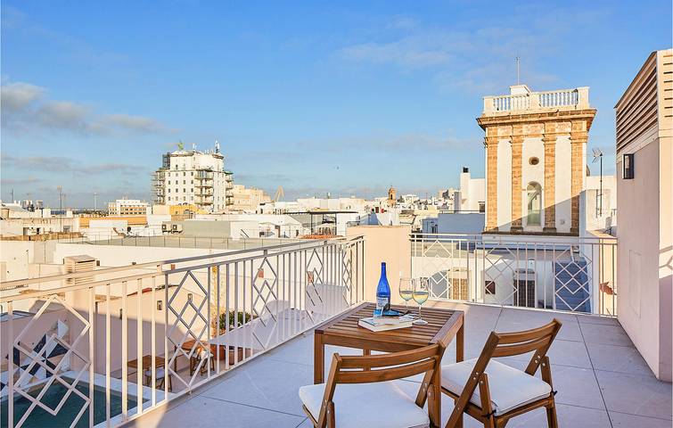 Vacation apartment for 4 people, with terrace and pool in Cádiz