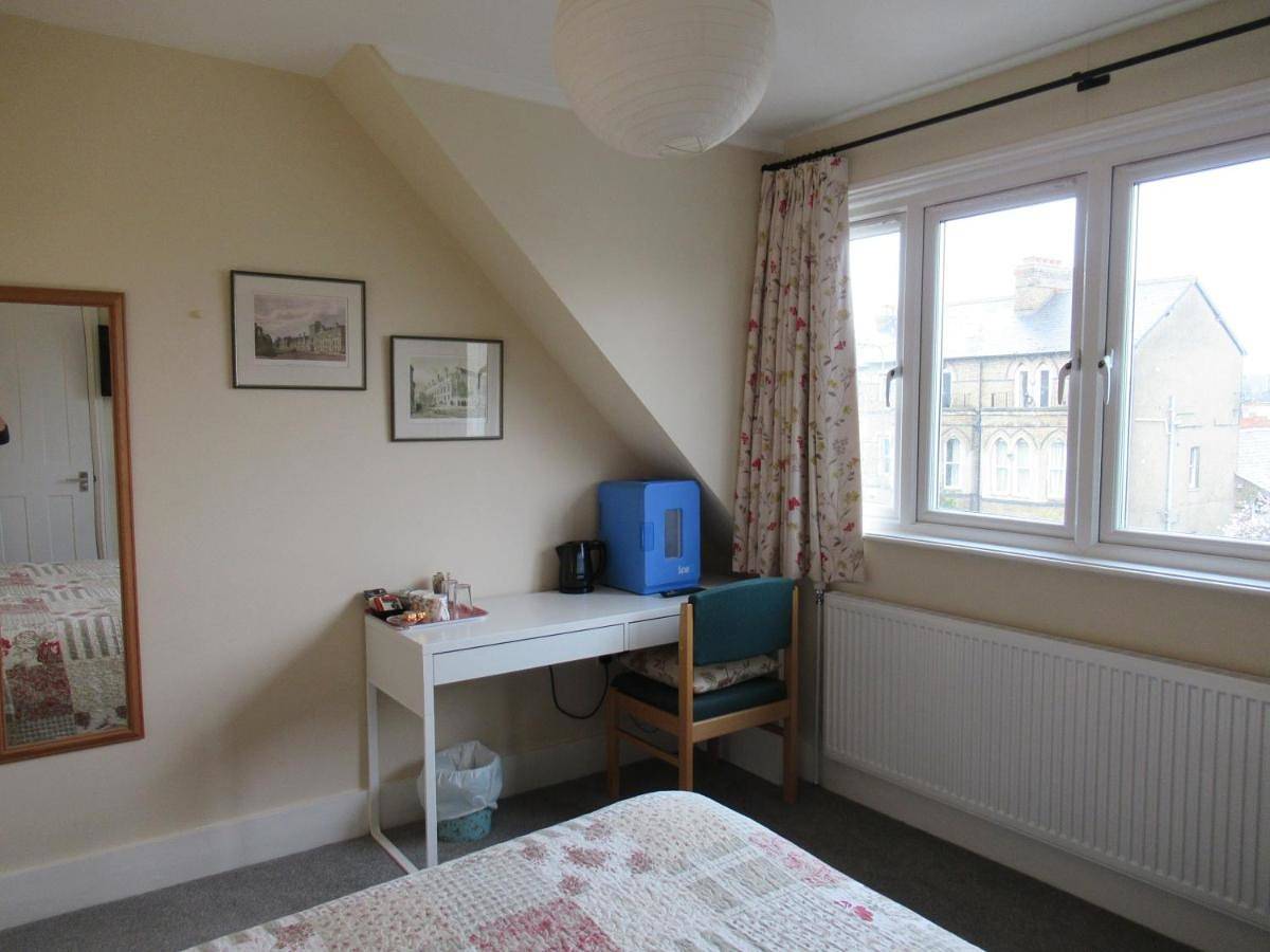 Acorn Guest House in Oxford, Oxfordshire