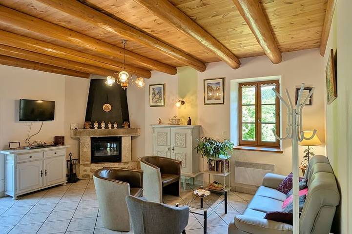 Gîte pour 6 personnes, avec jardin, animaux acceptés à Allègre - 4