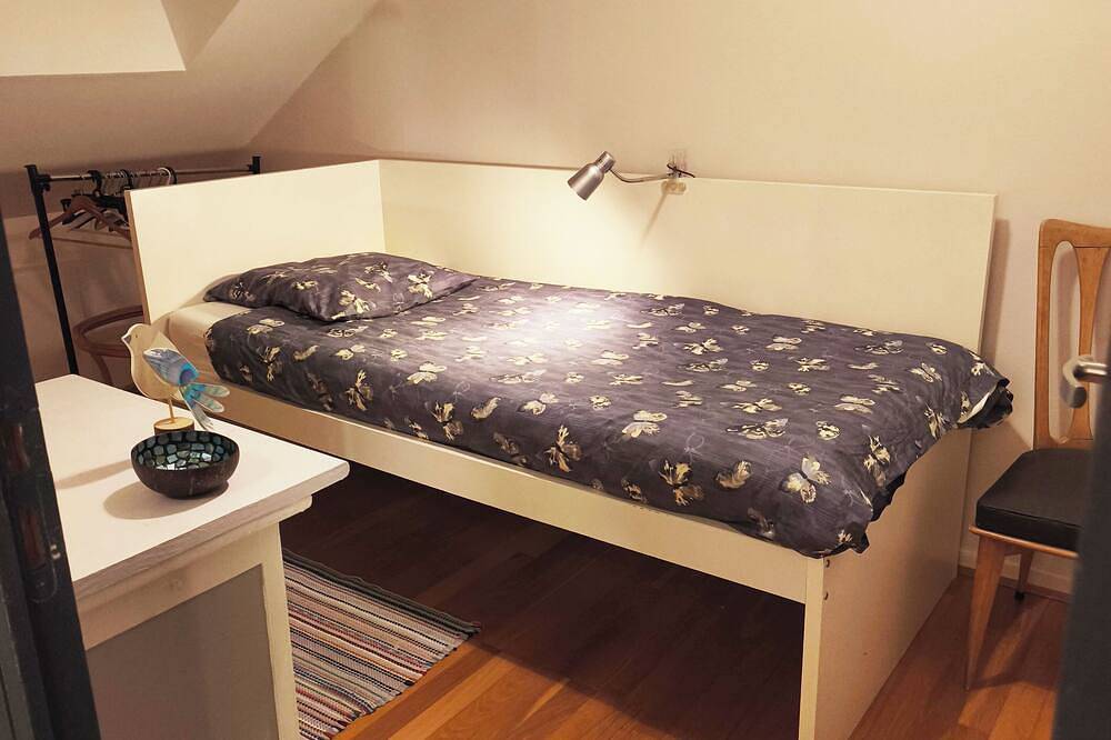 Entire apartment, Gîte Côte 204, ideal for your stay with catering available at La Cave 204 in Château-Thierry, Aisne