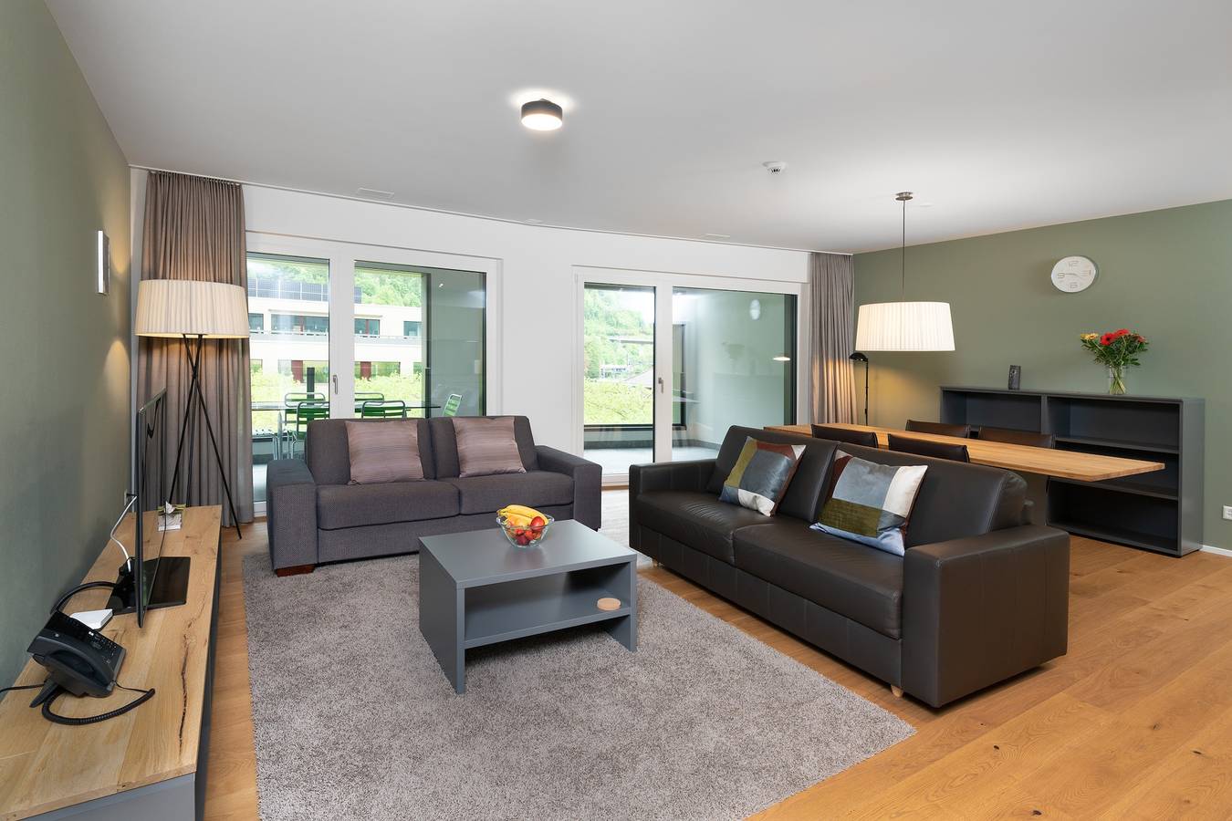 Ganze Wohnung, Ferienwohnung für 4 Personen mit Terrasse in Interlaken, Thunersee