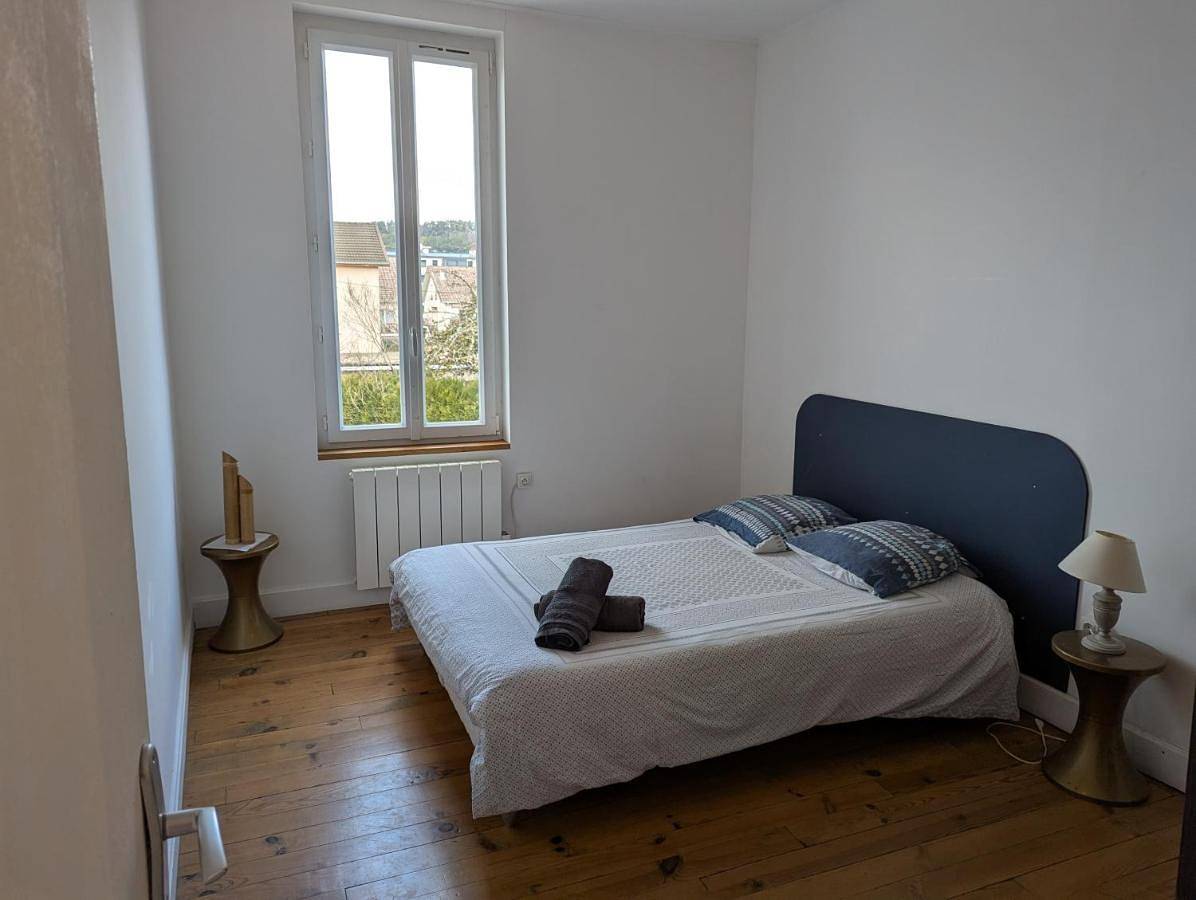 Appartement entier, Les lunettes d'Oyo 01 in Oyonnax, Nantua