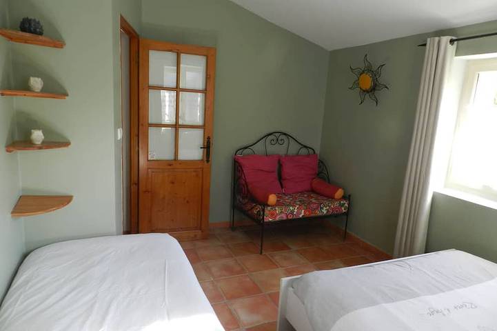 Location de vacances pour 10 personnes, avec jardin à Chantemerle-lès-Grignan - 3