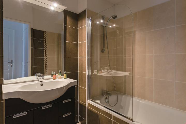 Apartamento entero, Apartamento de vacaciones para 6 personas con balcón in Six-Fours-les-Plages, Costa mediterránea (Francia)