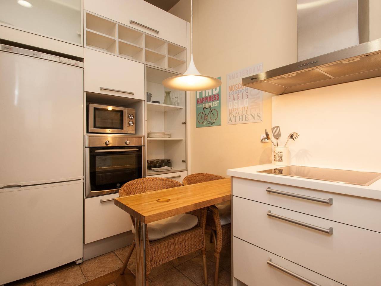 Apartamento vacacional entero, Apartamento de dos dormitorios in Centro Barcelona, Barcelona