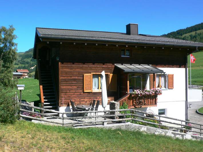 Ganze Ferienwohnung, Ferienwohnung Soldanella Tschuor, Obersaxen-Giraniga - 4 Zimmer Ferienwohnung für max. 6. Pers. in Obersaxen, Obersaxen-Mundaun