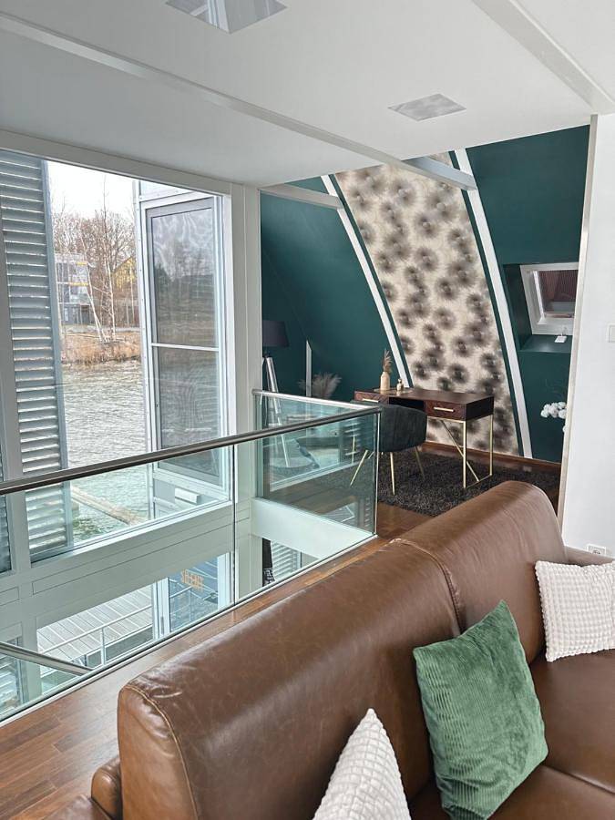 Villa für 4 Personen, mit Seeblick und Balkon sowie Ausblick und Sauna in Sachsen - 2