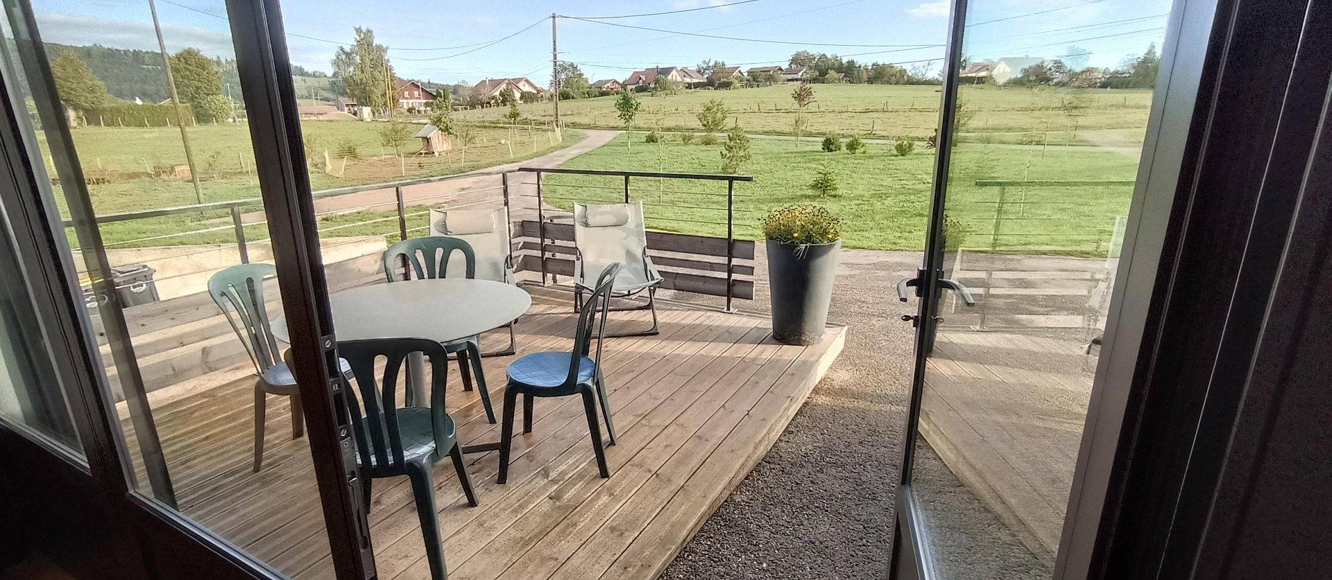 Au Grand Cœur Chaux : le studio in Guyans-Vennes, Doubs