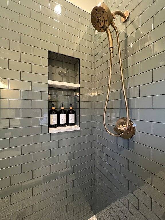 Vacation rental for 14 people, with hot tub and yard in New Buffalo