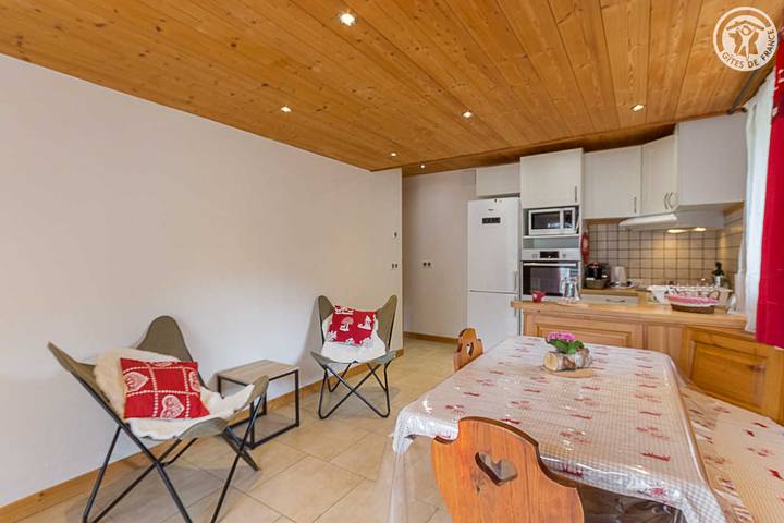 Gîte pour 4 personnes, avec terrasse à Villaroger - 3