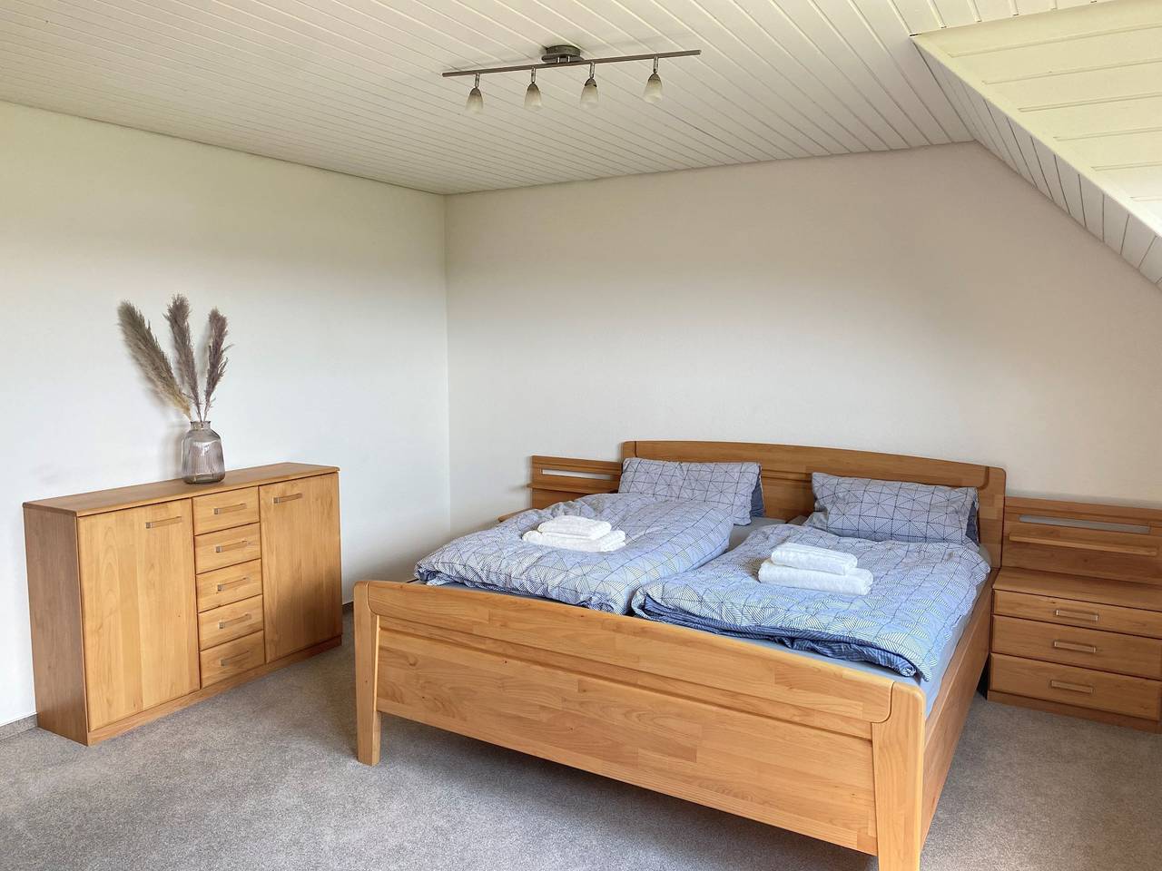 Ganze Ferienwohnung, Haus Apfelwiese - Apfelwiesen Iii, 90 qm, 2 Schlafzimmer, max. 3 Personen in Friedrichshafen, Region Bodensee-Oberschwaben