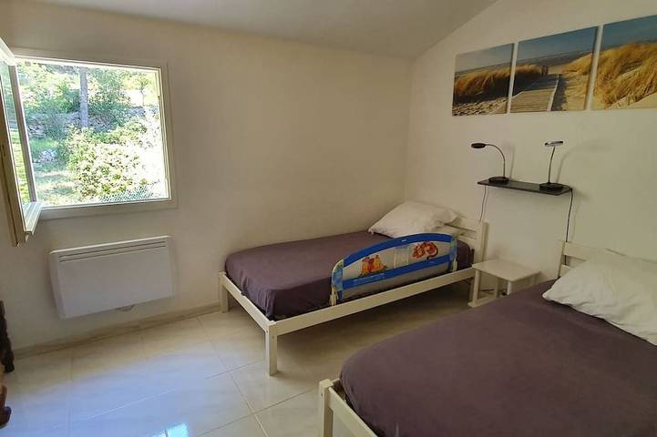 Haus T3 mit Terrasse und Garten in ruhiger Wohngegend in Bandol, Mittelmeerküste (Frankreich)