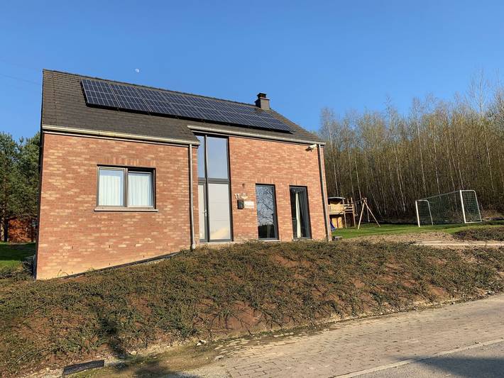 Vakantiehuis voor 8 personen, with tuin and sauna as well as terras, kindvriendelijk in Barvaux