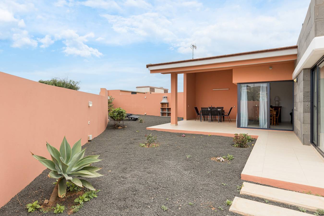 Home2Book Chill & Bbq Hideaway in Corralejo in Geafond, La Oliva