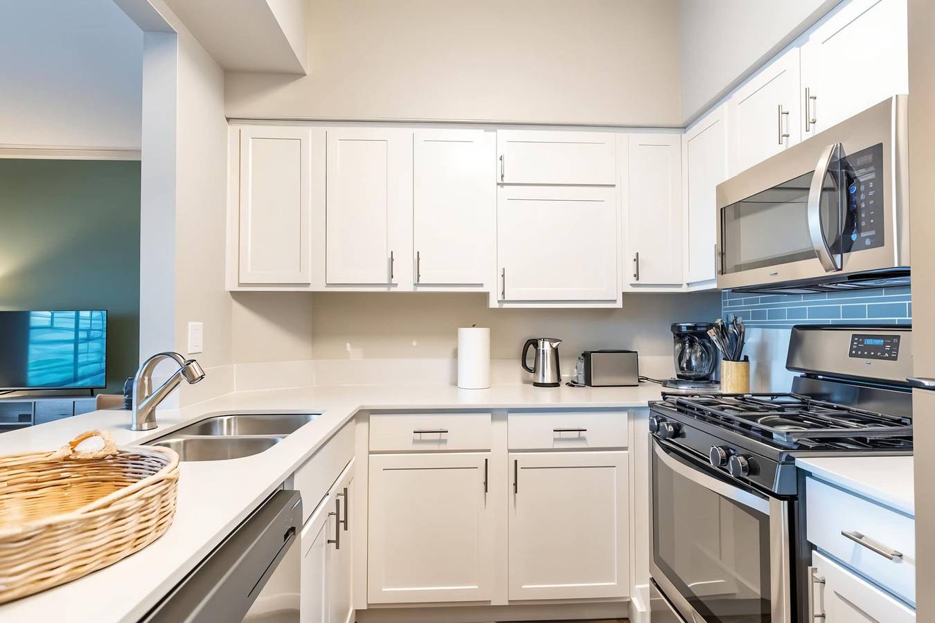 Apartamento entero, Boulevard Stays Relaxing King Suite 1Br with Pool  Gym   Parking in Condado de Travis