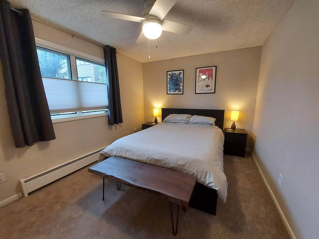 Ganze Wohnung, Gemütliche Eigentumswohnung mit 2 Betten / 2 Bädern am Eagle River zwischen Vail & Beaver Creek in Eagle-Vail, Beaver Creek