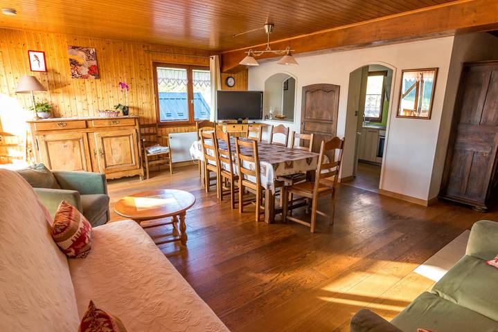 Gîte pour 10 personnes, avec jardin, animaux acceptés à Saint-Hilaire (Isère) - 2