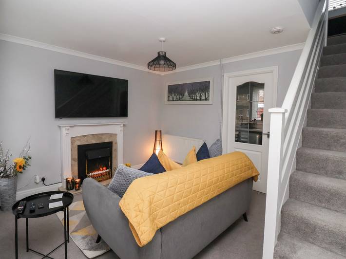 Cottage for 2 people, with garden, with pets in York