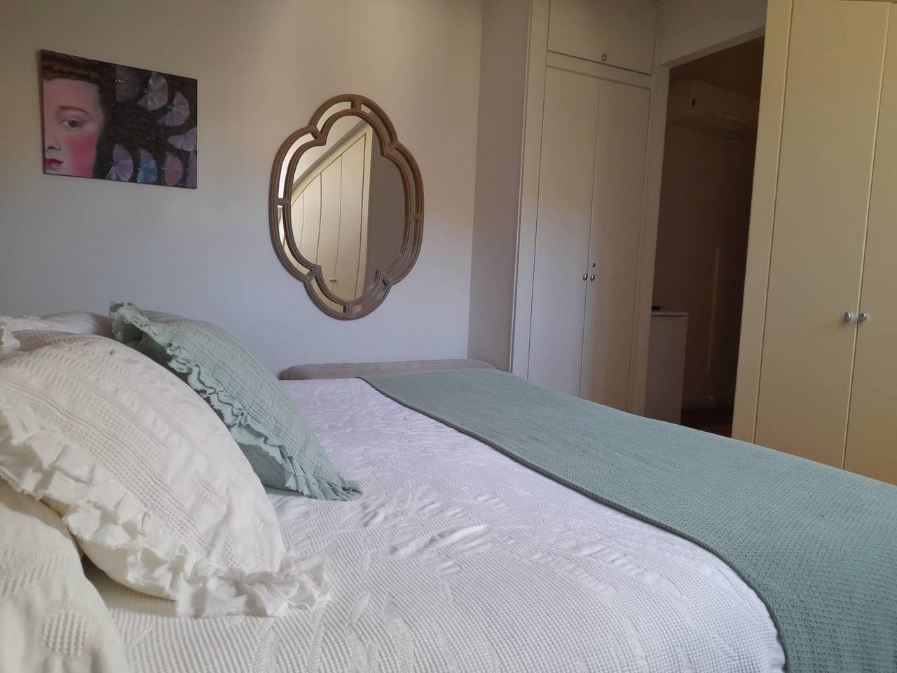 Habitación 'Doble Especial - Los Cipreses' con piscina compartida, Wi-Fi y aire acondicionado. in Consuegra, Provincia de Toledo