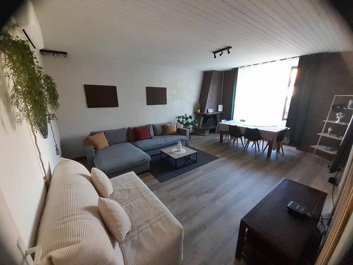 Location de vacances pour 6 personnes, avec terrasse et jacuzzi à Lédat - 2