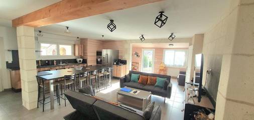 Gîte pour 12 personnes, avec jardin et terrasse à Saint-Mars-la-Réorthe