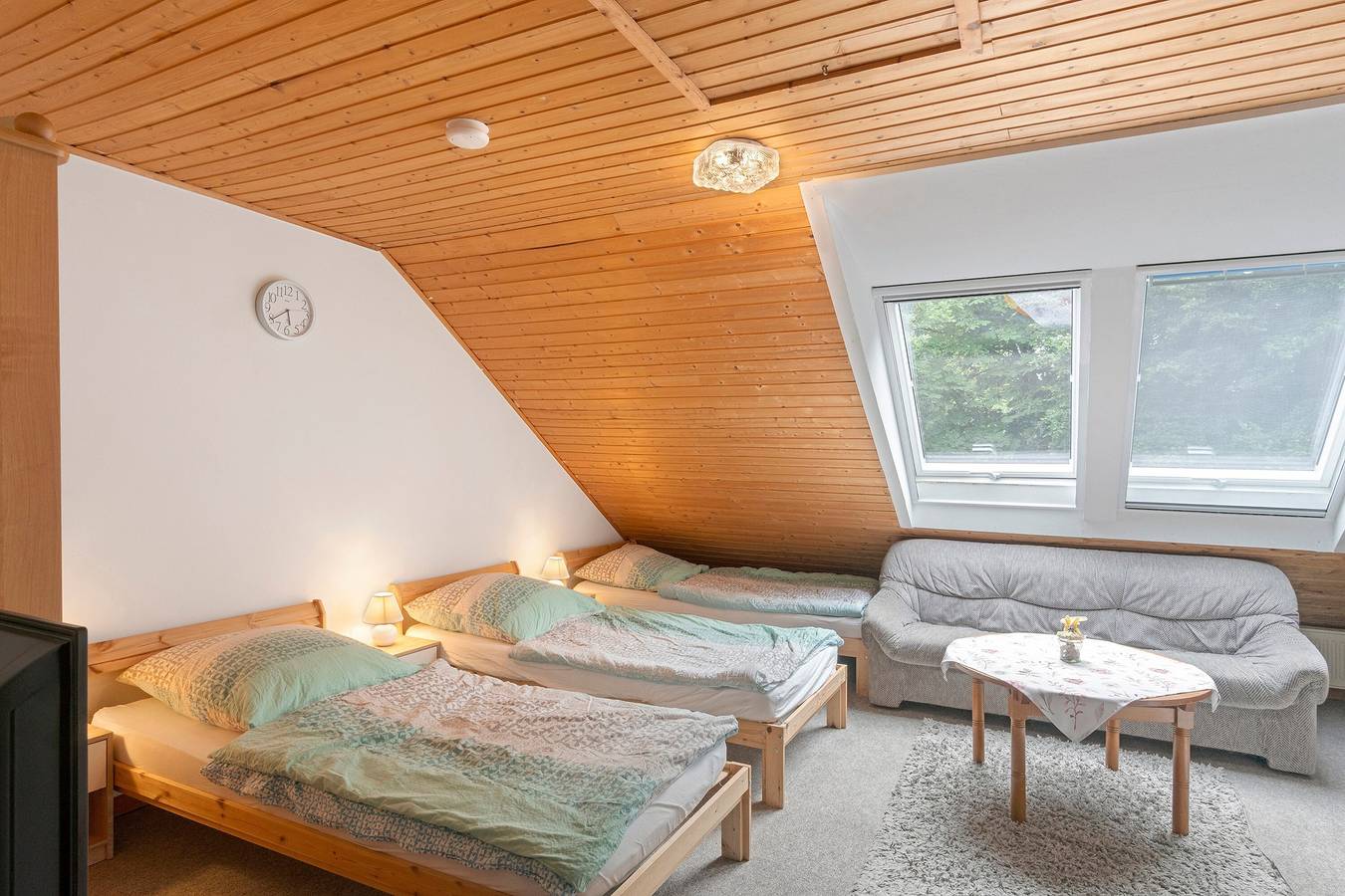 Ganze Wohnung, Apartment 'Uhlenhoff Ottermeer' mit gemeinsamer Terrasse, Garten und Wlan in Ihlow, Nordseeküste