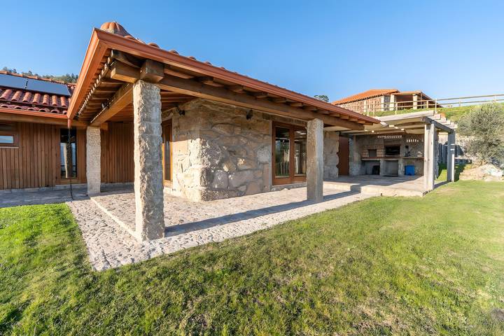 Casa de vacaciones para 10 personas, con Balcón y Jardín en Distrito de Braga - 4