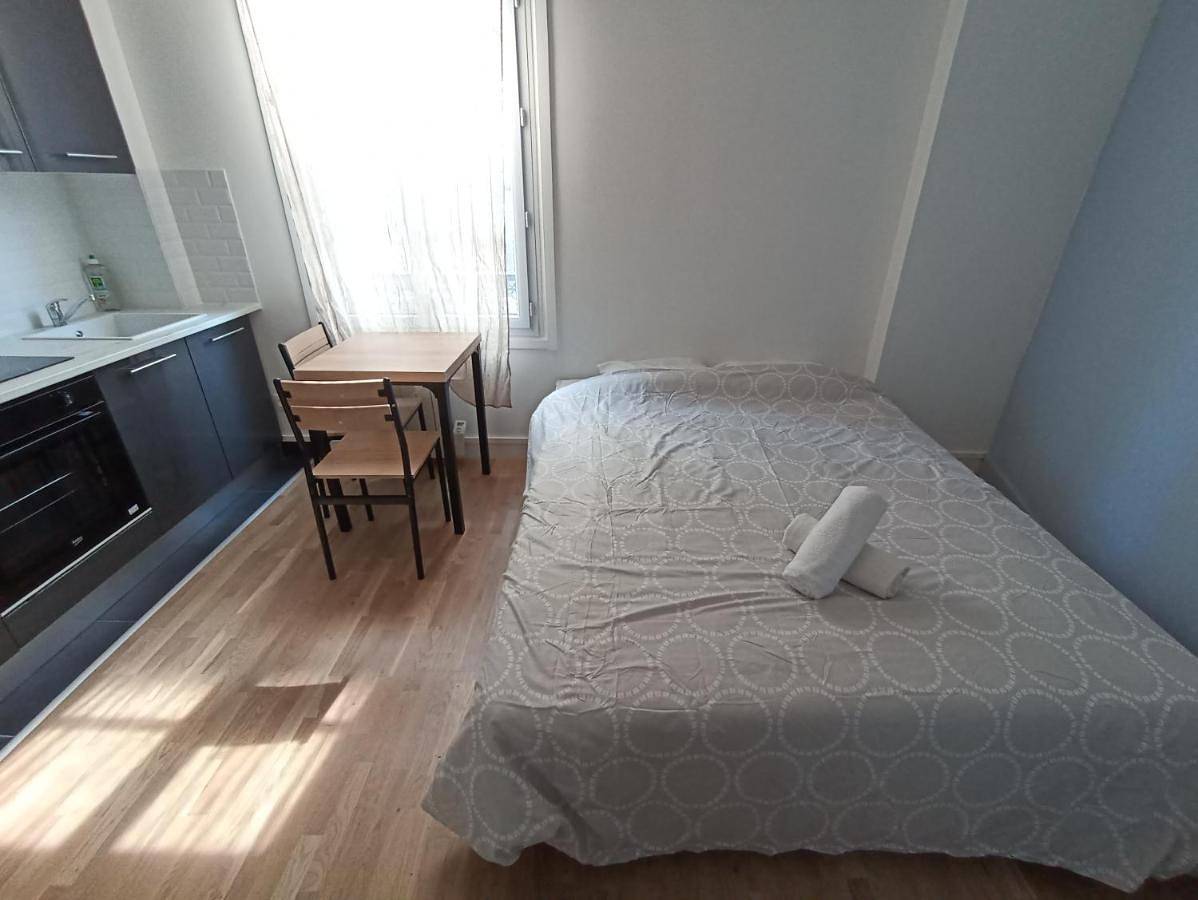 Appartement entier, One-Bedroom Apartment in Maisons-Laffitte, Yvelines