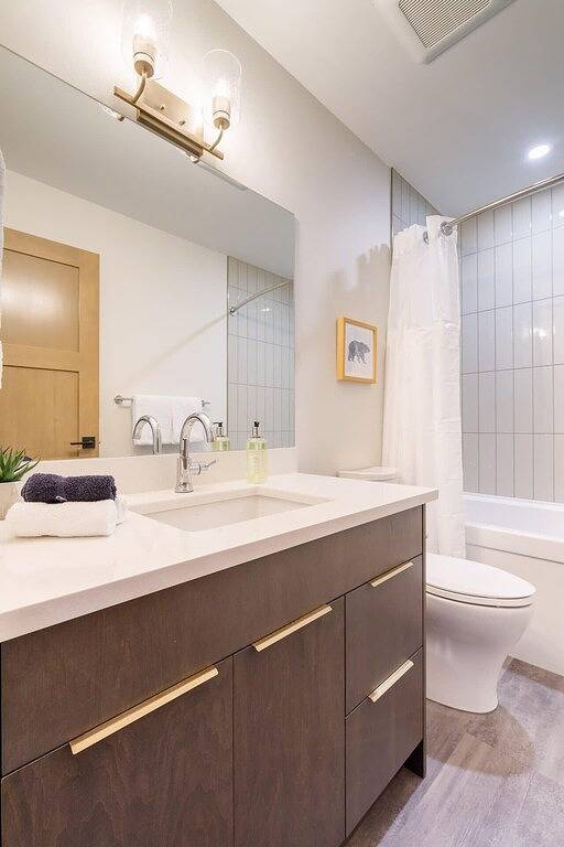 Vacation rental for 6 people, with balcony and hot tub in Canmore