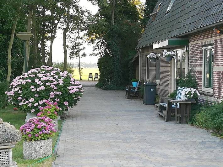 Pension voor 2 personen, with Terras and Tuin as well as Uitzicht in Landsmeer