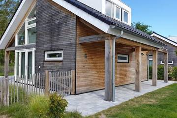 Villa für 6 Personen, mit Garten und Balkon sowie Sauna, mit Haustier in Renesse