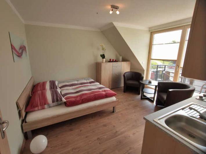 Ferienwohnung für 2 Personen, mit Balkon und Terrasse sowie Ausblick in Greifswald - 3