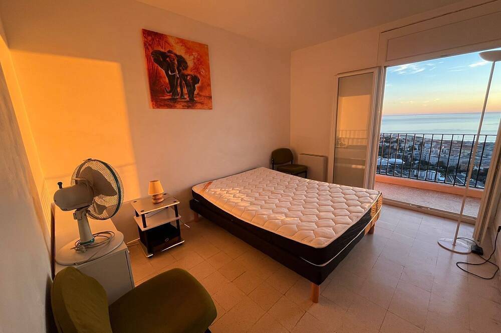 Ganze Wohnung, Appartement Vintage Bastia - Magnificent view! in Bastia, Cap Corse