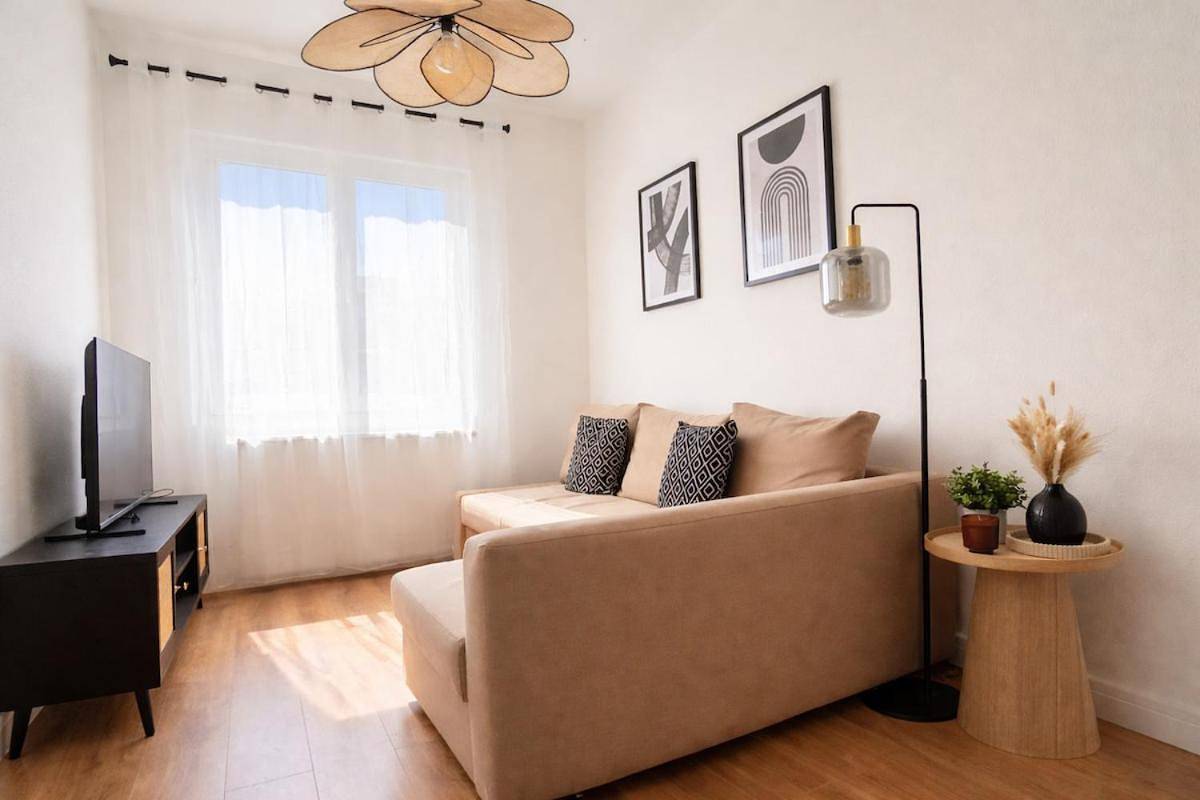Appartement entier, Appart neuf et cosy - Lit Queensize - Garage privé - Terrasse in Bavilliers, Territoire de Belfort