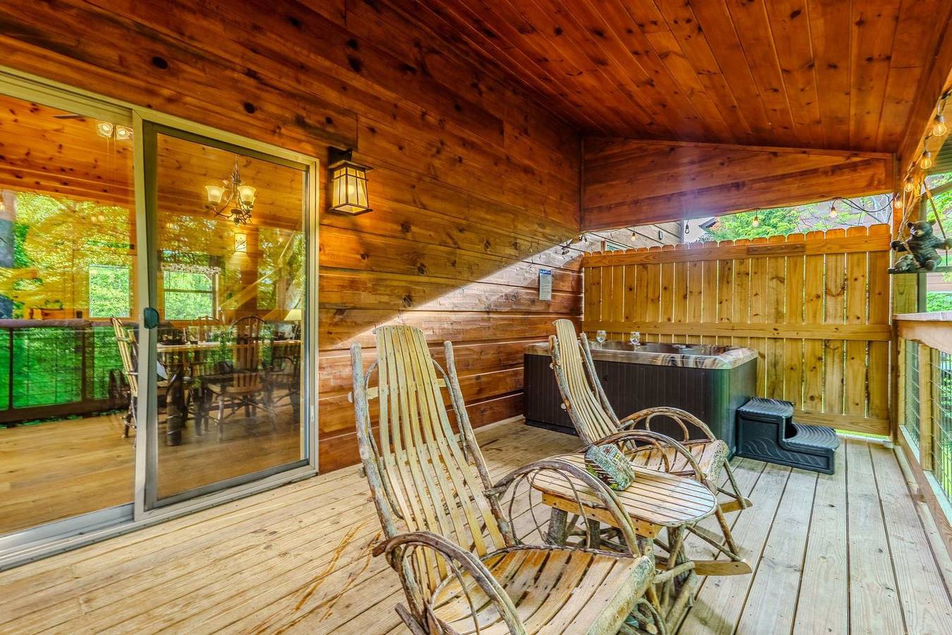 Appartement entier, Gatlinburg-2Brs-Hot Tub-Arcade Games-Fireplace in Gatlinburg, Comté de Sevier