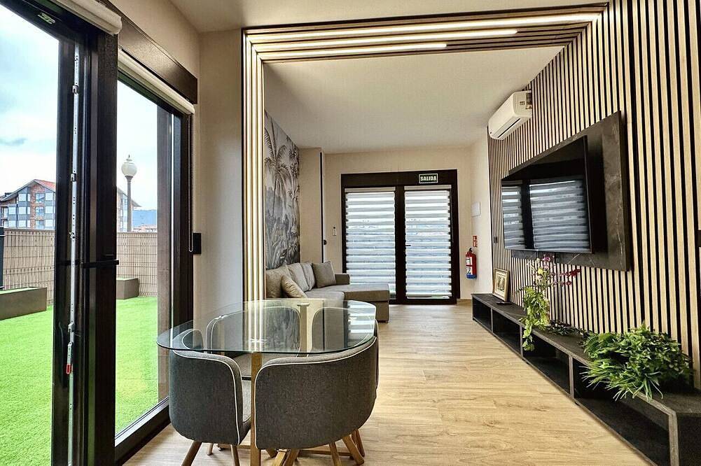 Ganze Wohnung, I6080B Flower Deluxe Apartment in Noja, Kantabrische Küste