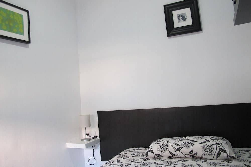 Entire apartment, Cozy Apt. Next To Beach And 14 Min To Barcelona in Sant Adrià de Besòs, Barcelonès