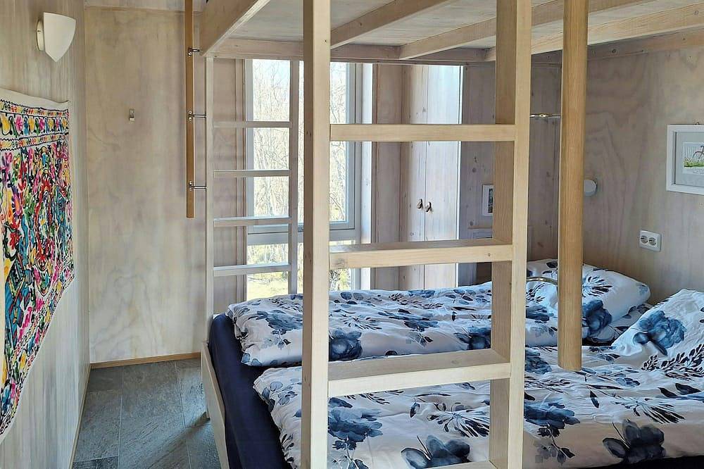 Hütte mit Sauna und Feuerstelle in Gildeskål