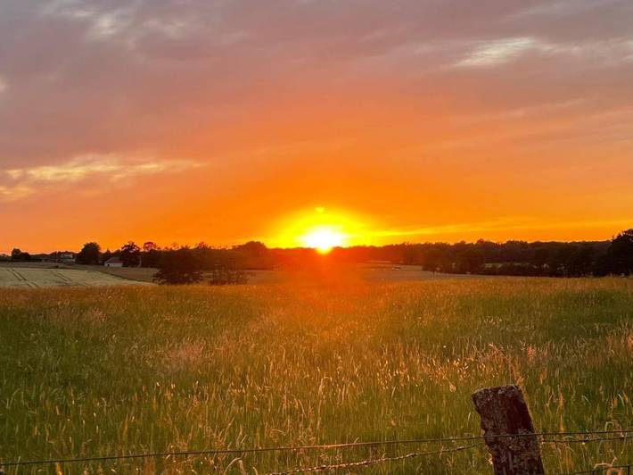 Location de vacances pour 10 personnes, avec piscine et jardin ainsi que sauna et jacuzzi, adapté aux familles à La Chapelle-Naude - 3