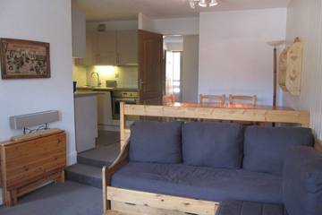 Gîte pour 6 personnes, avec balcon dans La Tania