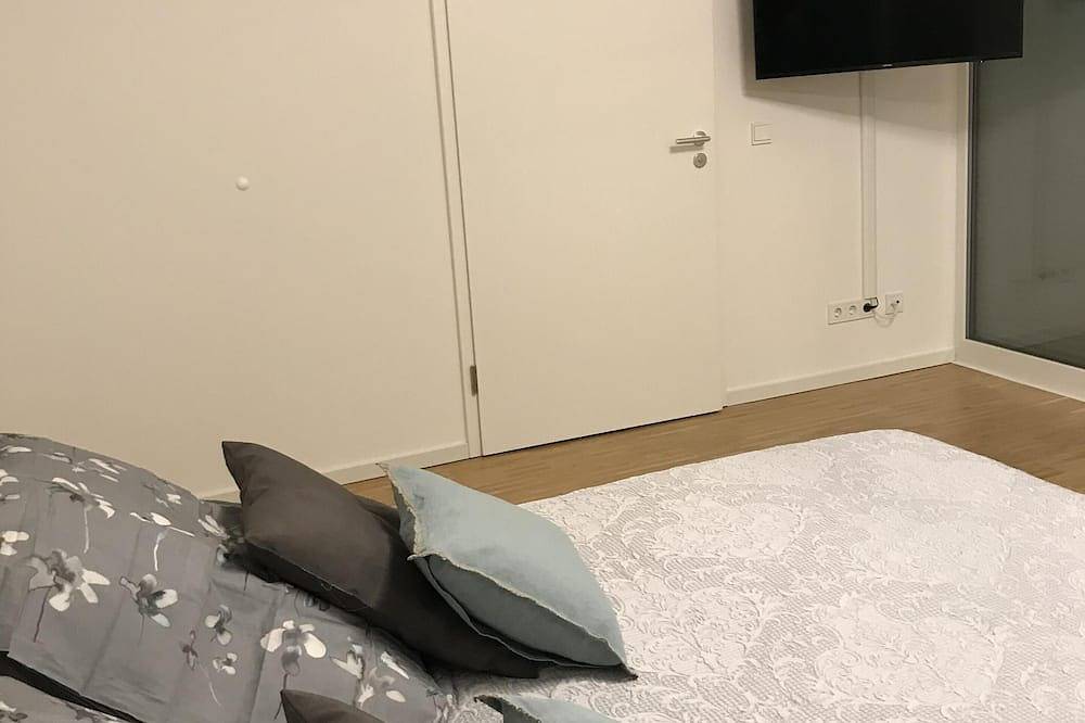 Ganze Wohnung, Brandneues Penthouse-Spaziergang zur Messe in Frankfurt, Südhessen