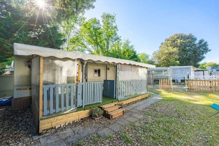 Mobile home for 4 people, with garden and children pool, with pets - 1