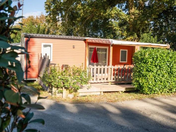 Mobil home pour 4 personnes, avec terrasse et piscine - 1