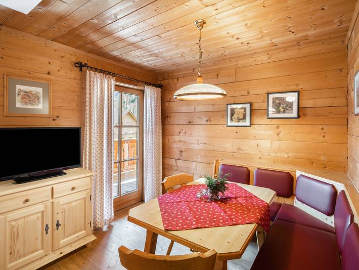 Ferienhaus für 17 Personen, mit Garten und Balkon sowie Sauna im Salzburger Land - 2
