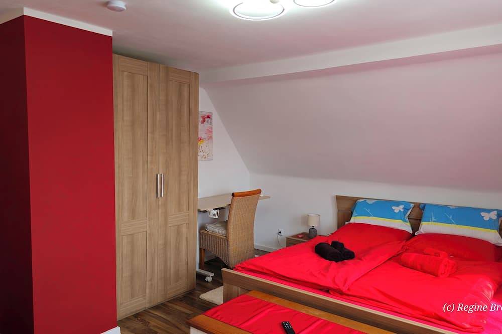 Unterkunft liegt verkehrsgünstig zwischen den Großstädten Köln/Düsseldorf/Aachen in Grevenbroich, Rheinland