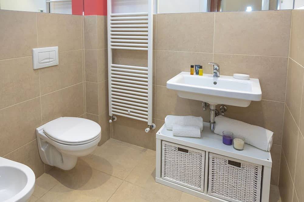 Ganze Wohnung, Sea view apartment in the hills in Senigallia with balcony in Senigallia (Gemeinde), Ancona Provinz