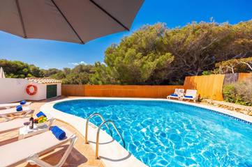 Villa in Es Mercadal, Menorcas Küste für 6 