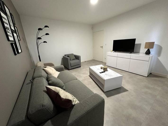 Location de vacances pour 3 personnes, avec jardin dans Morcenx-la-Nouvelle